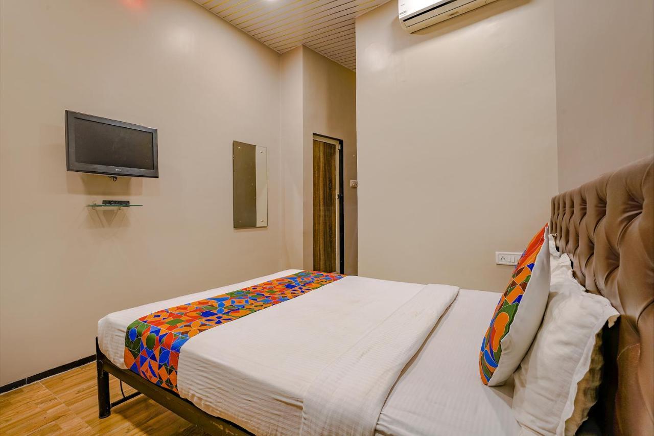 Fabexpress Comfort Stay - Nr Mumbai International Airport Buitenkant foto
